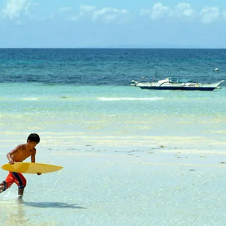 Masamayor\'S Beach House And Resort